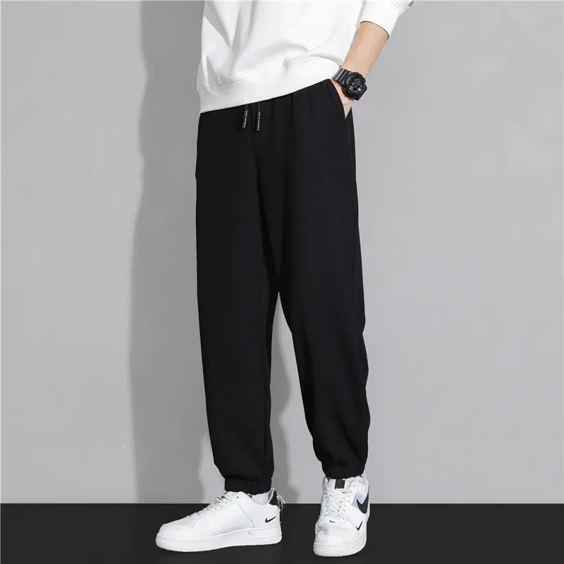 Men's Relaxed Multi-Pocket Cargo Pants