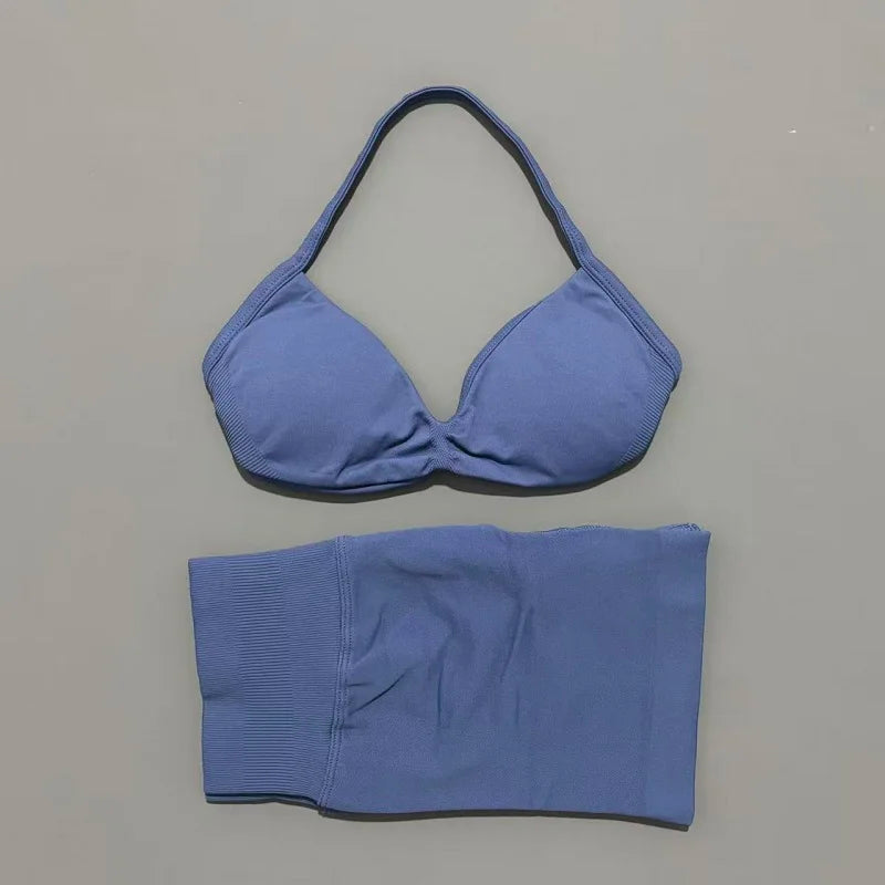 Women's Twist Front Bra And Shorts Yoga Set