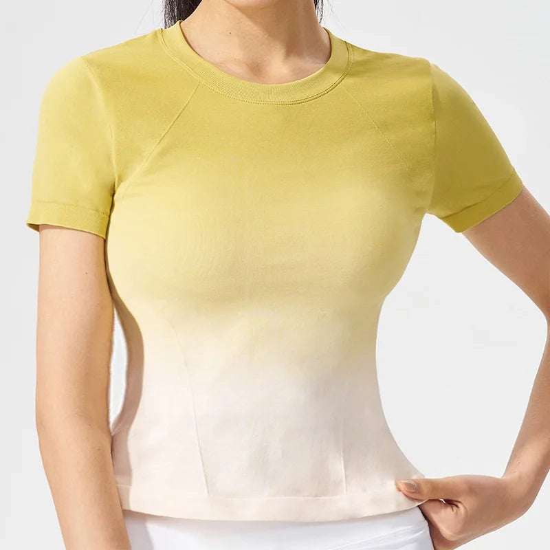 Women's Long-Sleeve Crewneck Workout Top