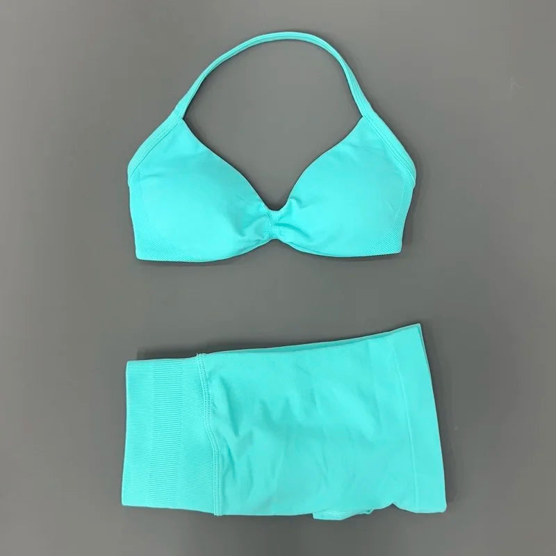Women's Twist Front Bra And Shorts Yoga Set