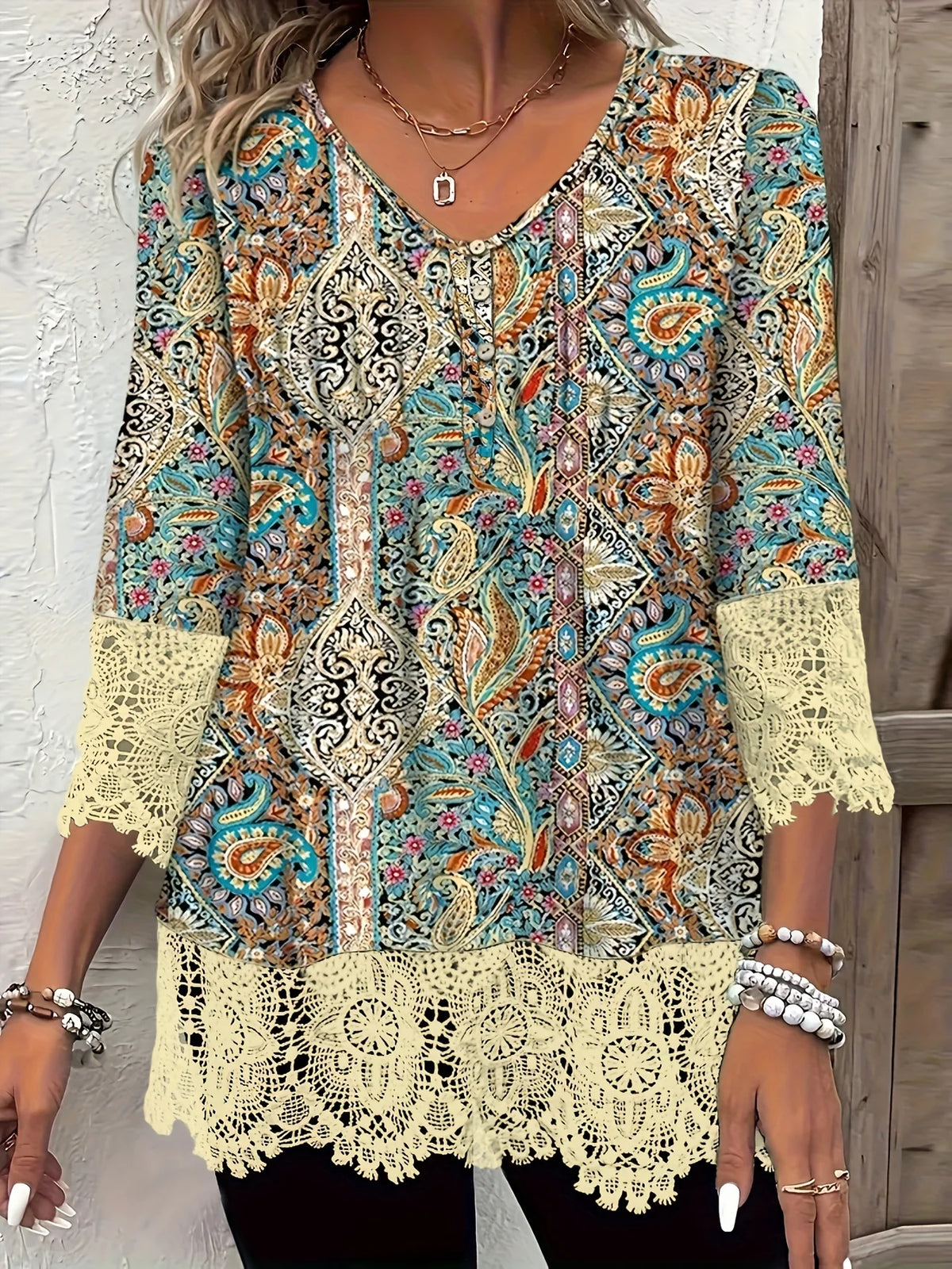 Women's Lace Trim Printed Three Quarter Sleeve Blouse