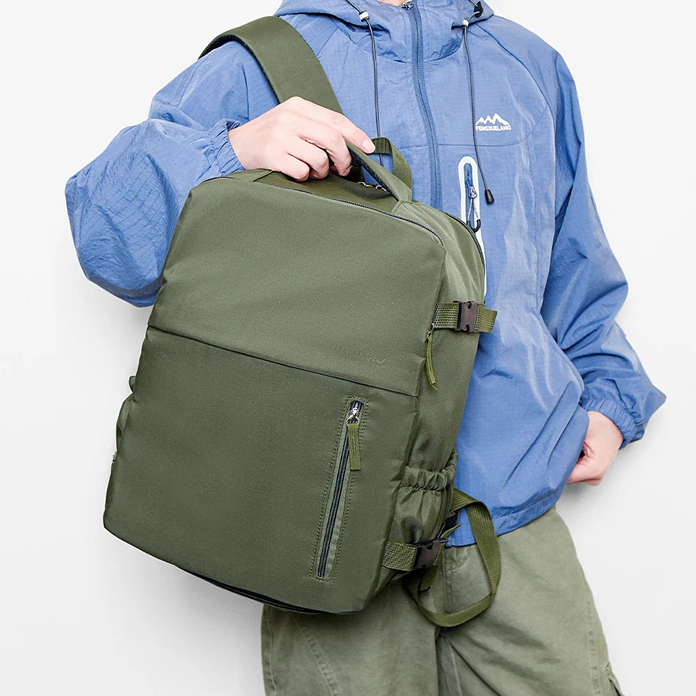 Travel Backpack with Rectangular Shape and Full Opening for Short Trips