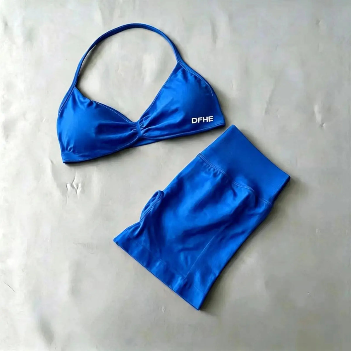 Women's Twist Halter Bra And Shorts Yoga Set