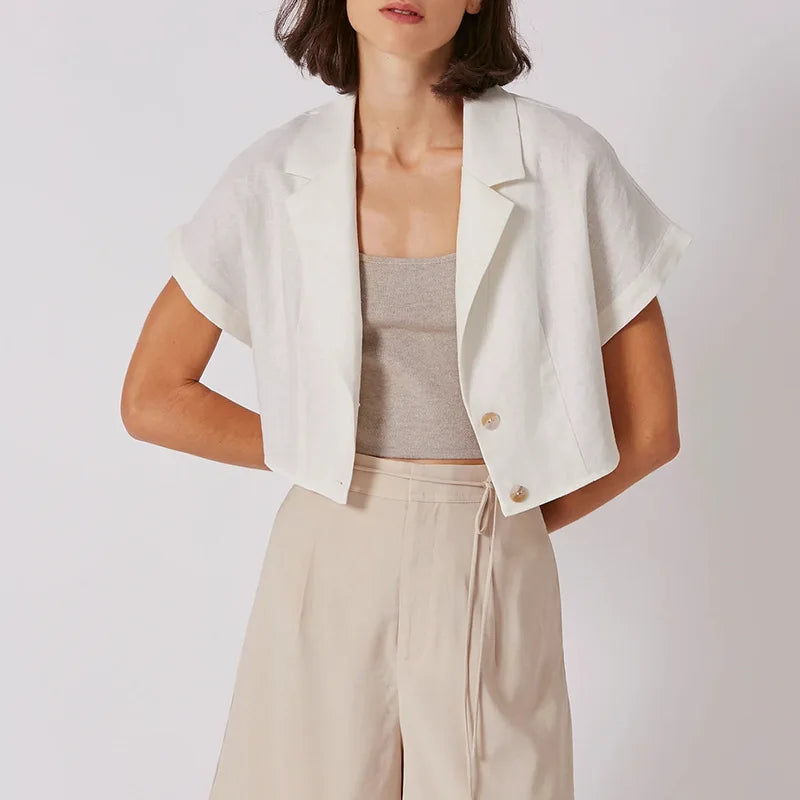 Women's Linen Notched-Collar Short-Sleeve Button-Up Cropped Shirt for Casual Summer Everyday Outfits