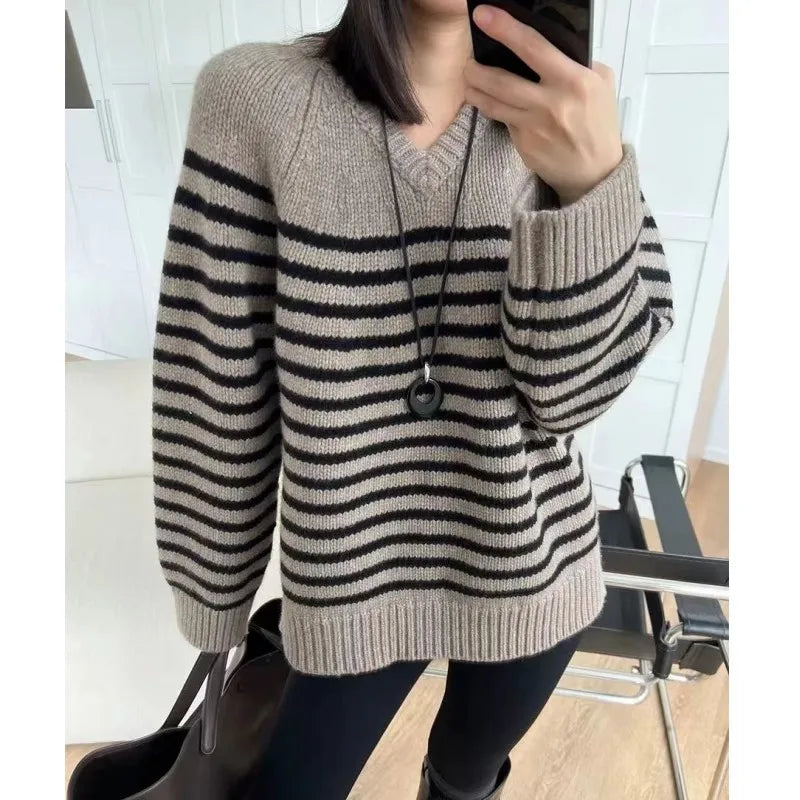 High-end V-neck striped 100% wool knitted sweater loose pullover sweater women wool base layer
