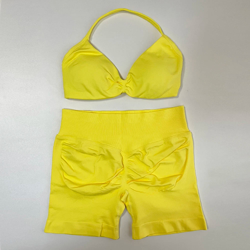 Women's Twist Front Bra And Shorts Yoga Set