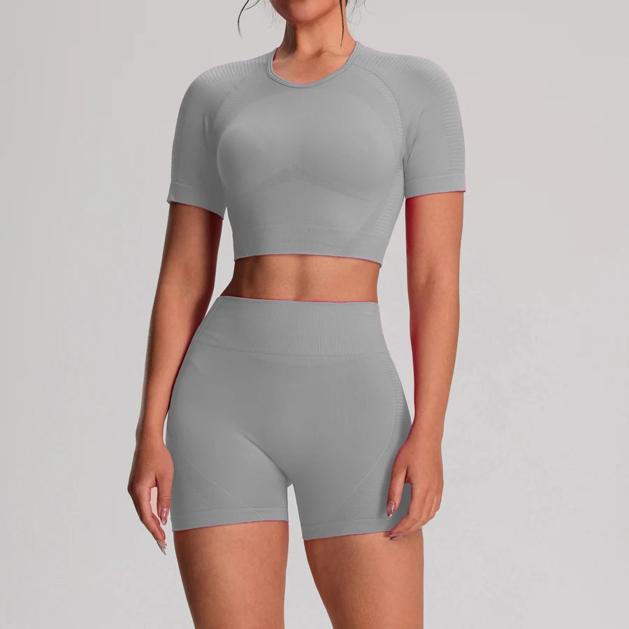 Women's Cropped Tee And Shorts Yoga Set For Workout Outfits