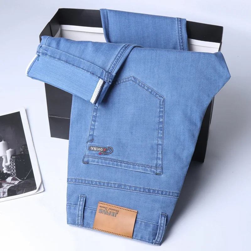 Men's Straight Leg Denim Jeans for Casual Everyday Wear
