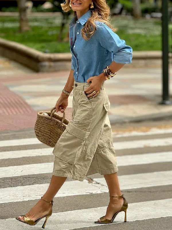 Women's Wide Leg Cropped Cargo Pants with Button Waist and Pockets