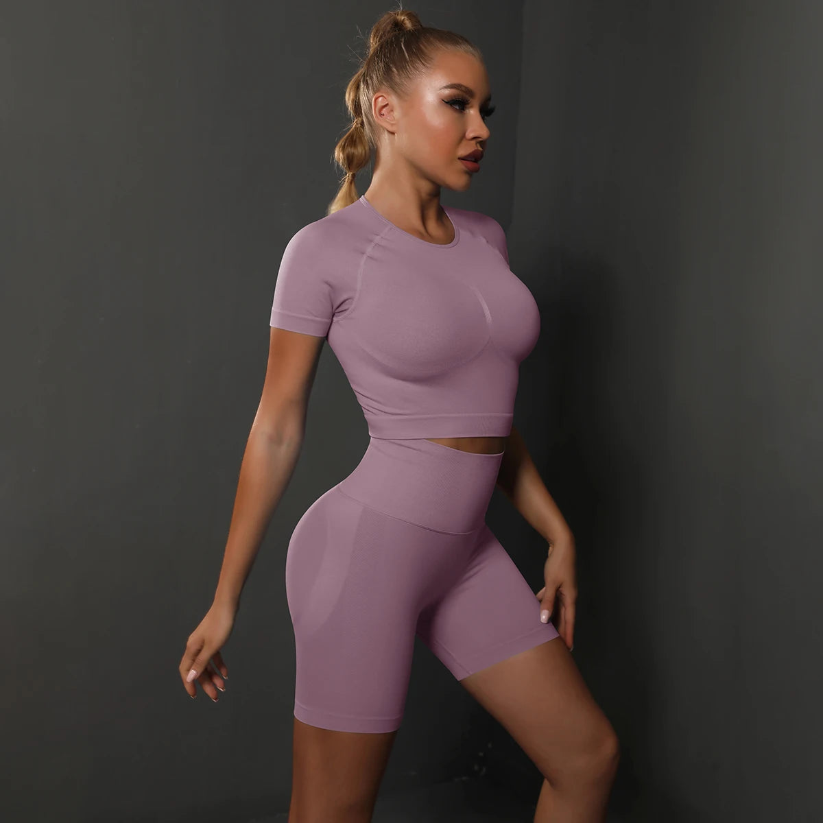 Women's Crop Top And Shorts Yoga Set For Workout Outfits