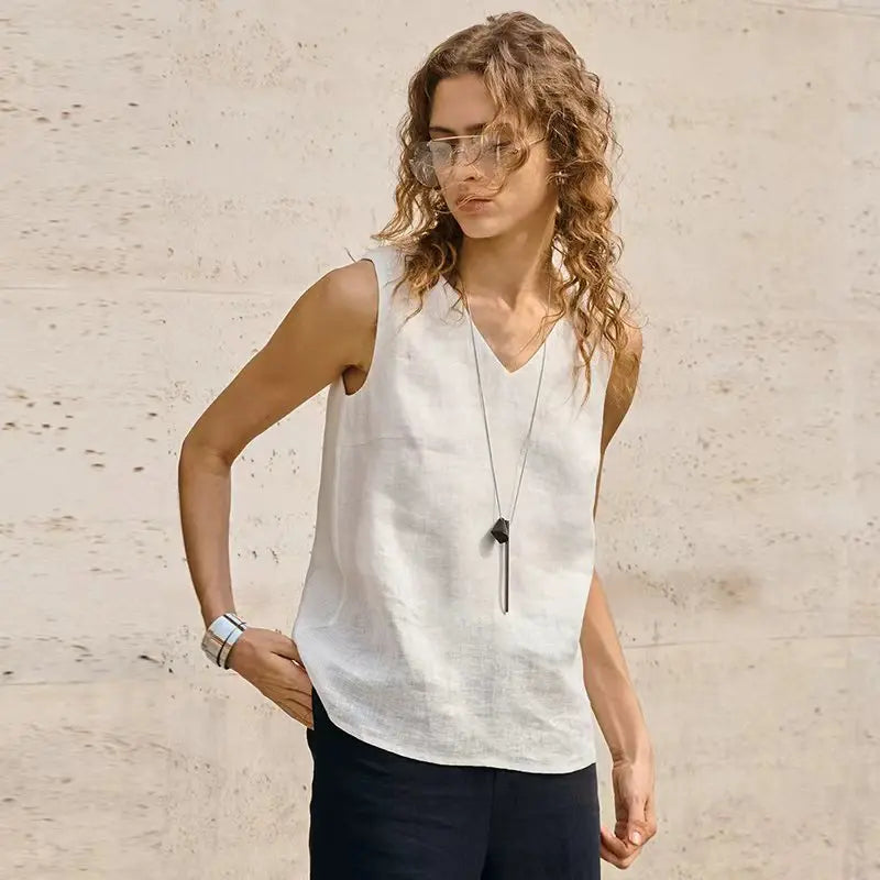 Women's Linen Sleeveless V-Neck Relaxed Tank Top for Casual Summer Everyday Outfits