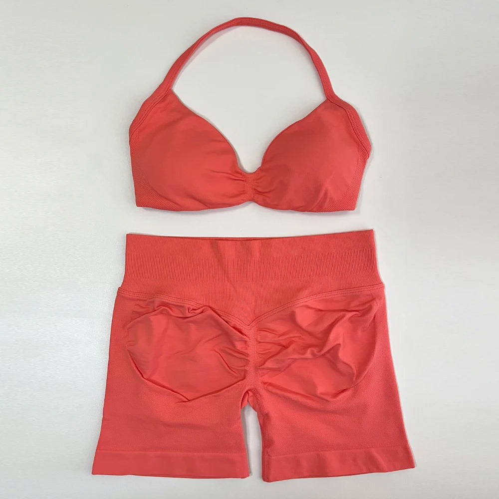 Women's Twist Front Bra And Shorts Yoga Set