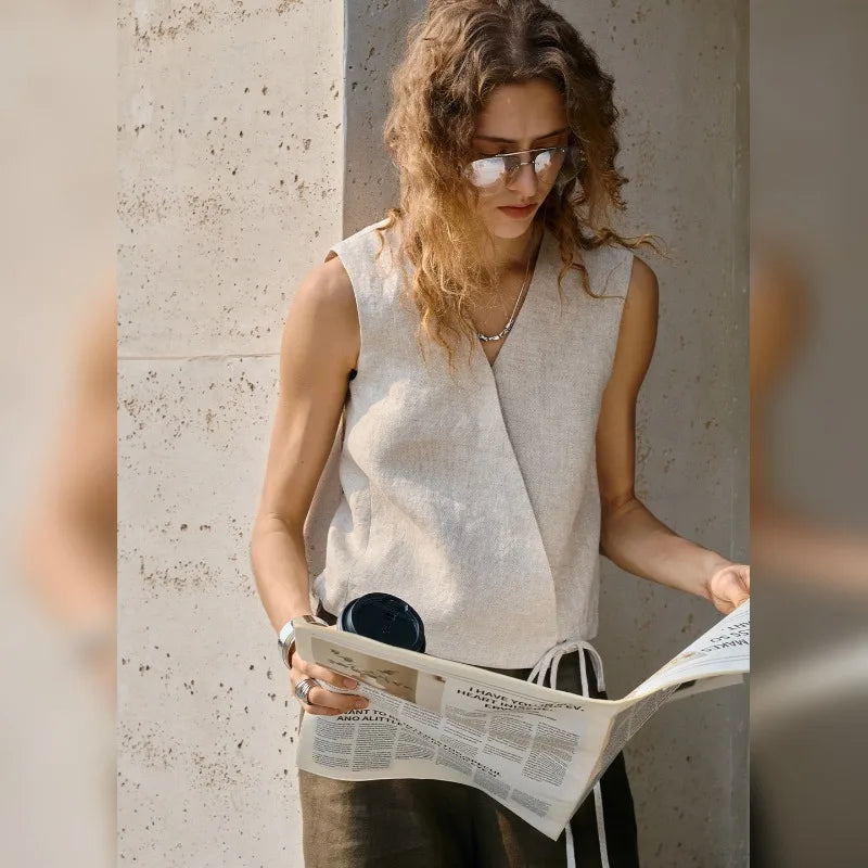 Women's Linen Sleeveless V-Neck Cropped Tank Top with Tie Detail for Summer