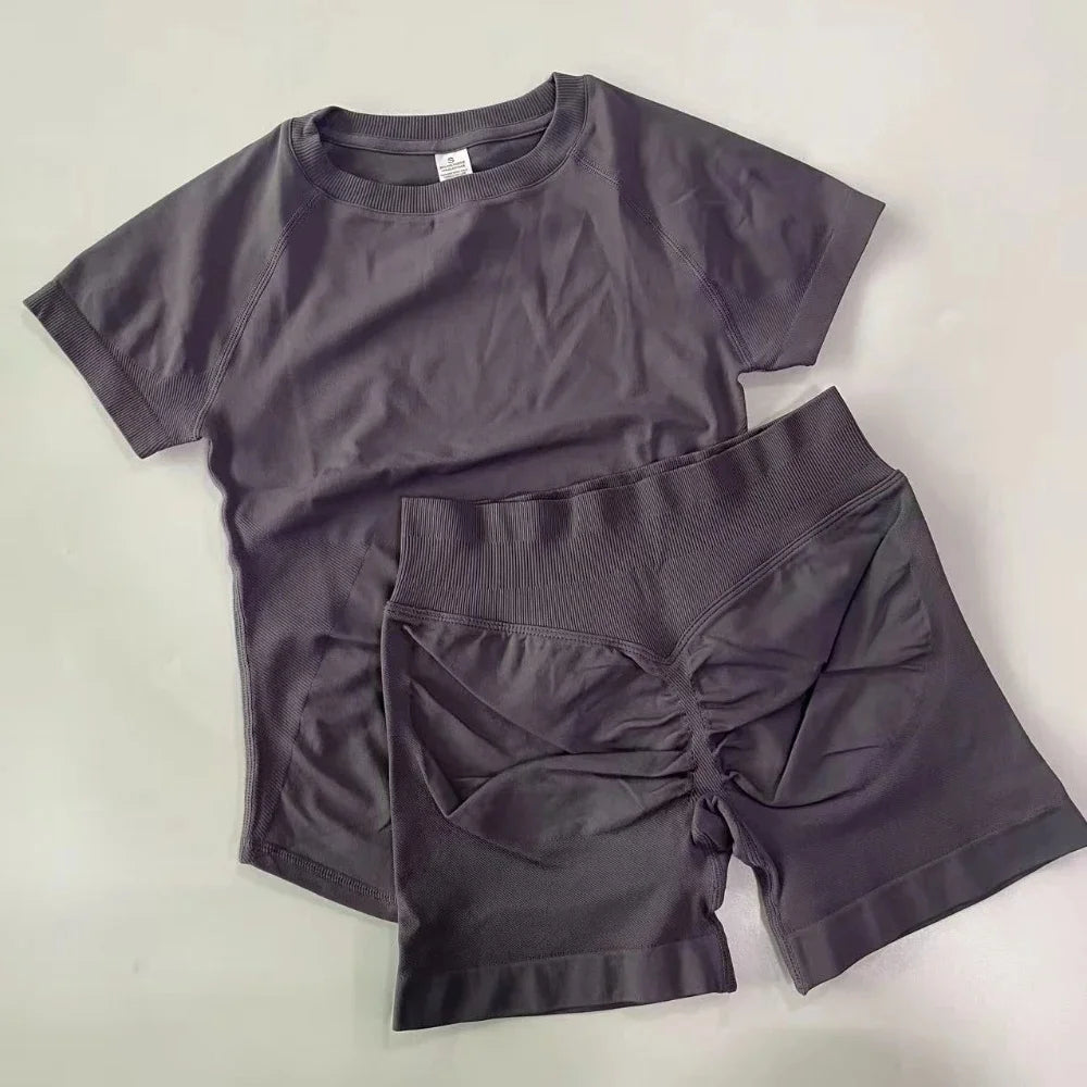 Women's Tee And Shorts Yoga Set For Workout Outfits