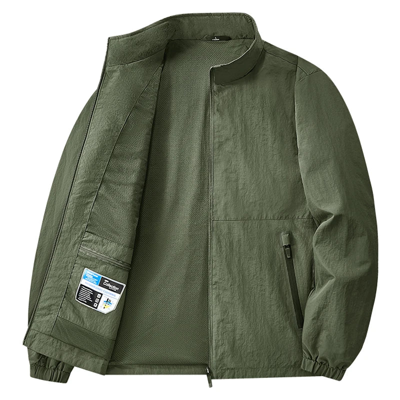 Hooded Long Sleeve Full Zip Outdoor Hiking Jacket with Pockets