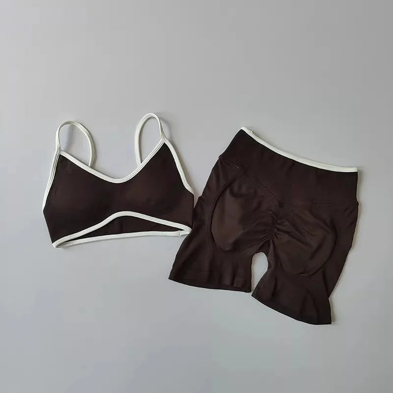 Women's Contrast Trim Bra And Shorts Yoga Set