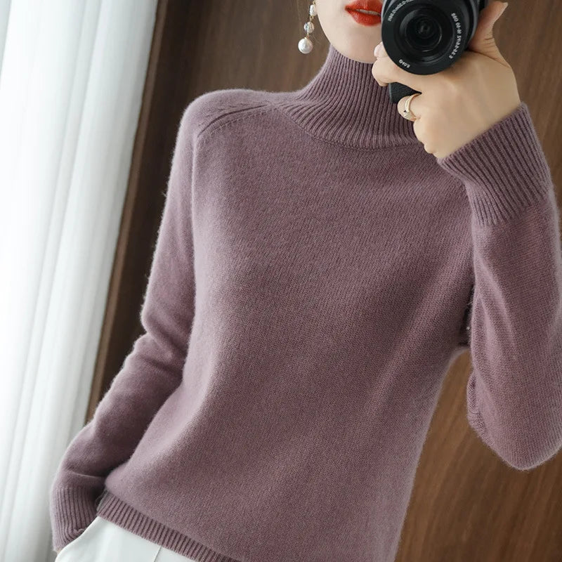 Women's Solid Turtleneck Long-Sleeve Knit Sweater