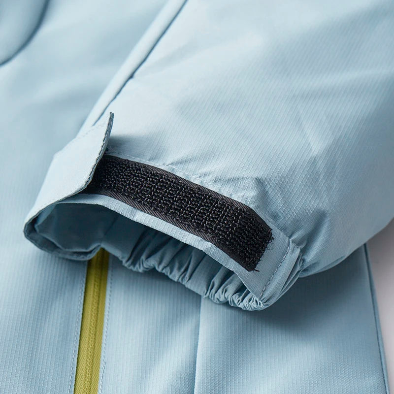 Hooded Long Sleeve Full Zip Outdoor Hiking Jacket with Pockets