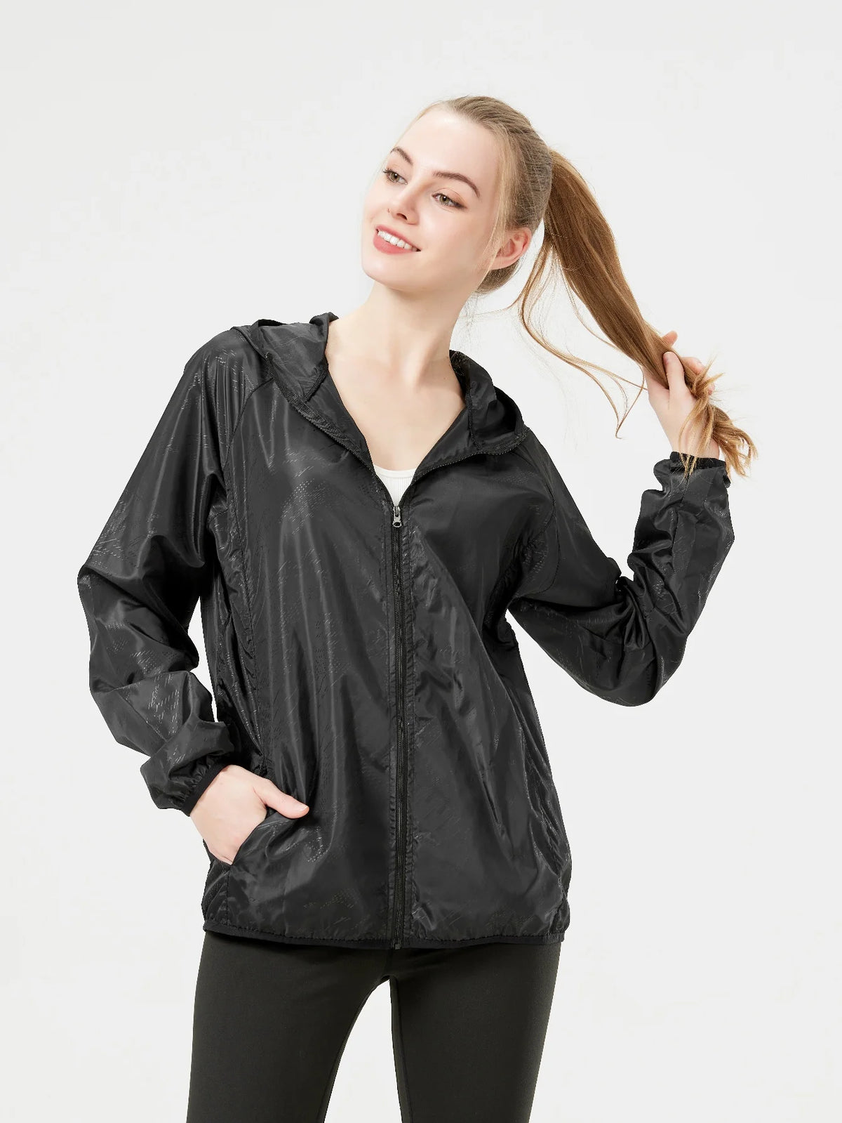 Hooded Long Sleeve Full Zip Outdoor Hiking Jacket with Pockets