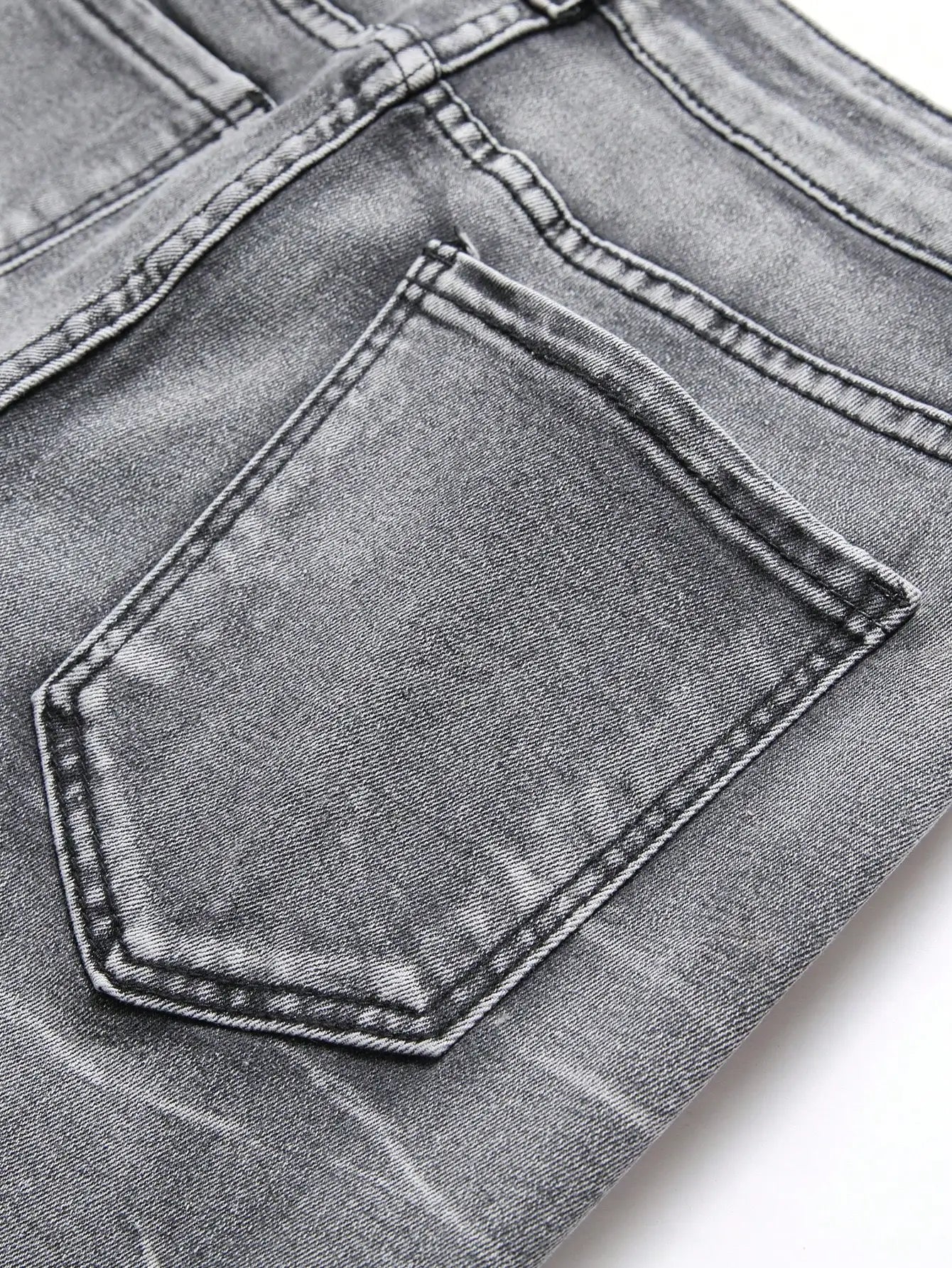 Men's Distressed Slim Fit Denim Jeans for Casual Everyday Wear