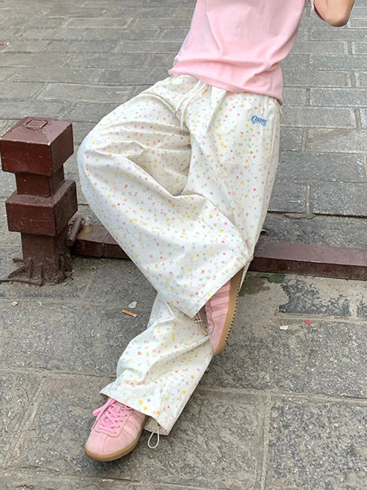 Women's Wide Leg Pants with Star Motifs and Elastic Waist
