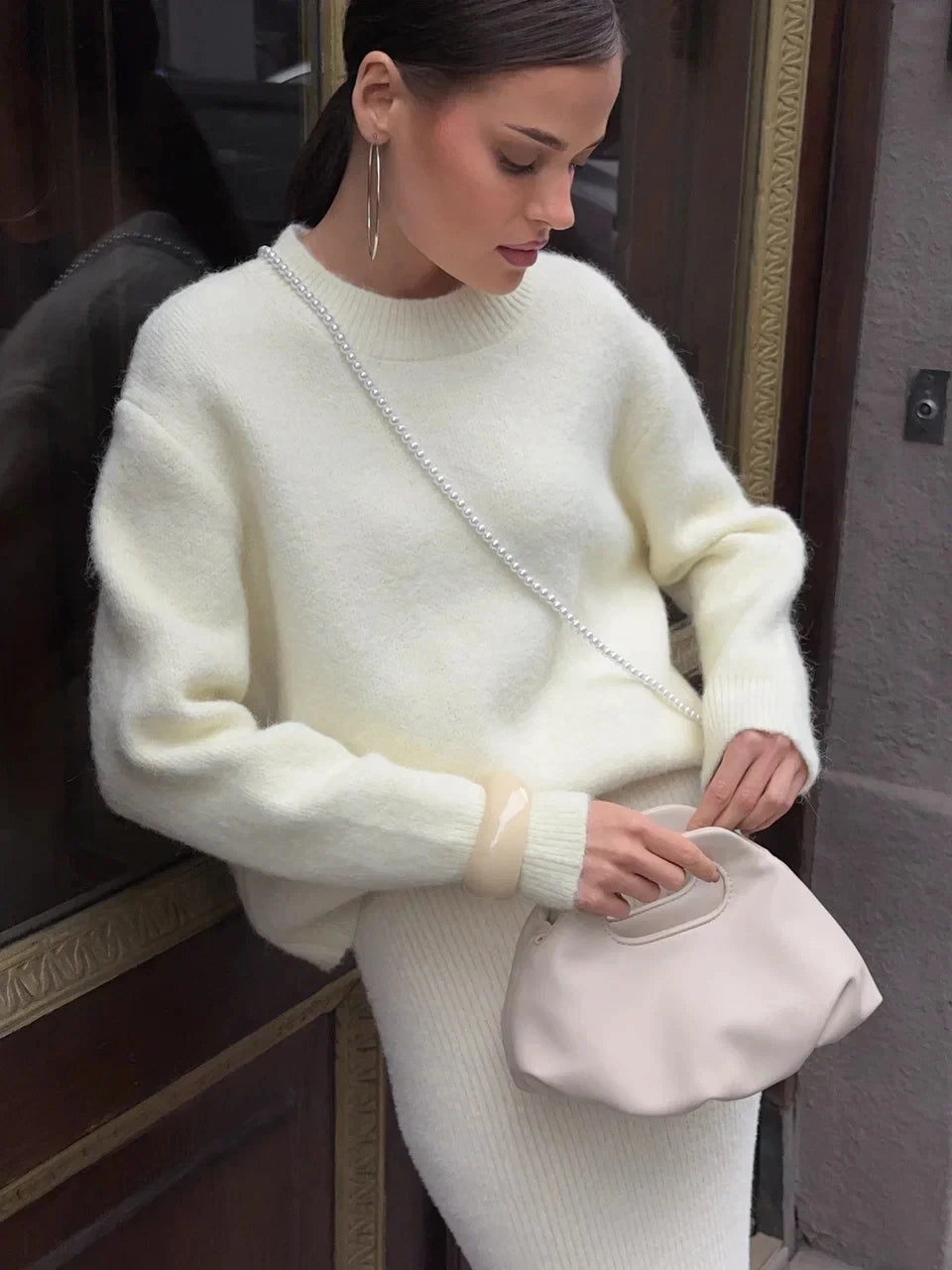 Women's Loose Fluffy Crew Neck Sweater Casual Knit Layer