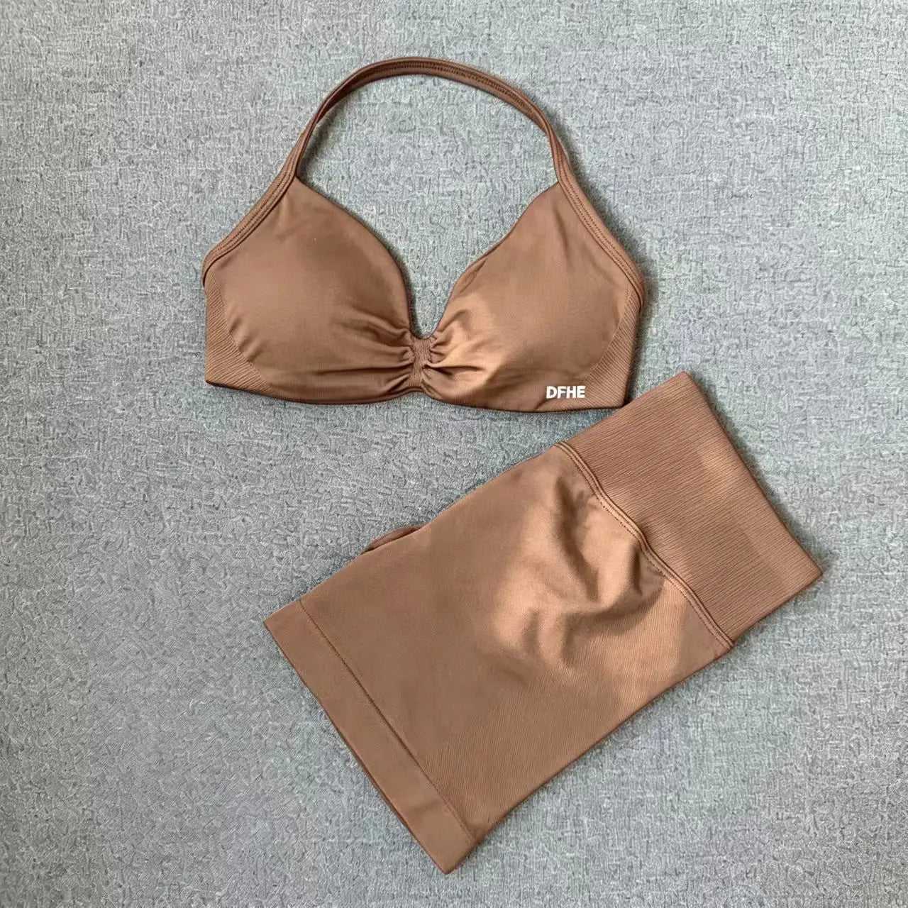Women's Twist Halter Bra And Shorts Yoga Set