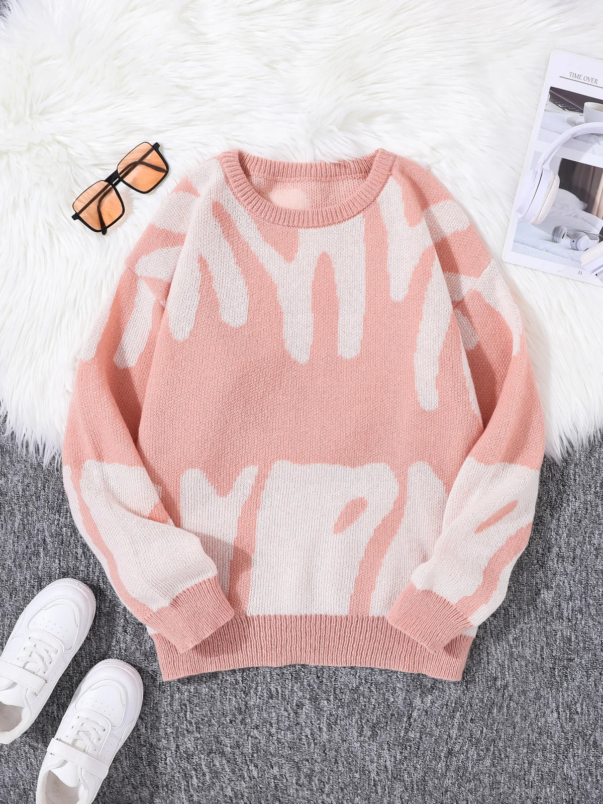 Men's Abstract Pattern Crew Neck Knit Sweater
