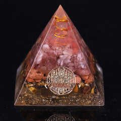 Strawberry Crystal Halo Energy Converter Orgonite Pyramid, Symbolizing Love Brings Good Luck Resin Decoration Craft Orgone