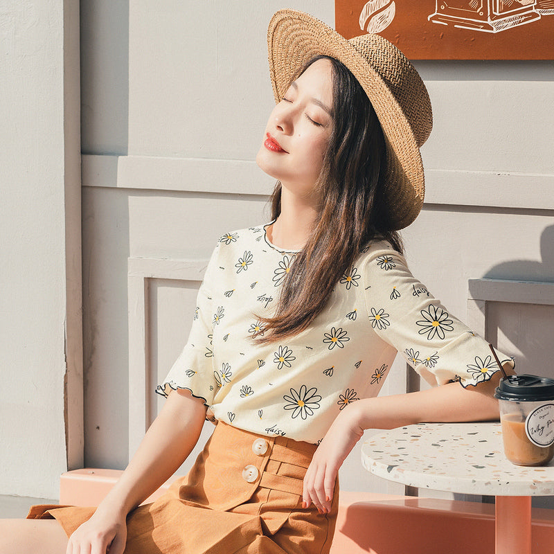 Summer Short Sleeve 100% Cotton Trumpet Sleeve Daisy Print Pattern T-Shirt | Vimost Shop.