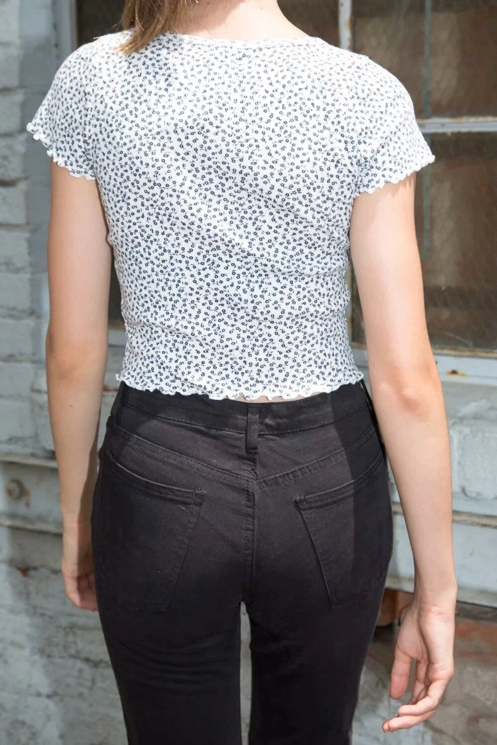 Women Scoop Neck Button down Floral Print Crop Tee Short Sleeve Floral Printed Crop Top For Women Summer Fashion | Vimost Shop.
