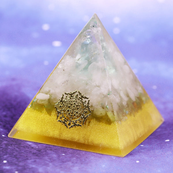 Green Fluorite Orgonite Pyramid Natural Crystal Magnetic Field Converter Energy Pyramid Balance Meditation Aid Resin Crafts | Vimost Shop.