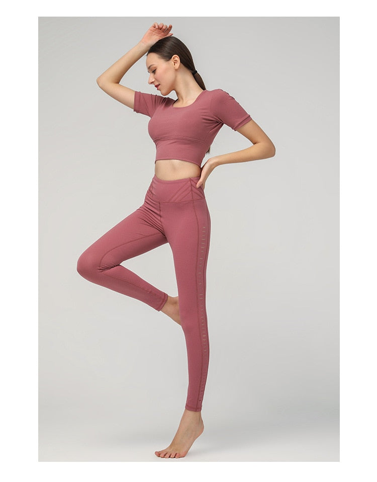 Stretchy Padded Workout Gym T-shirt Women Plain Cotton Feel Yoga Sport Short-Sleeved Shirts with Removable Chest Pads