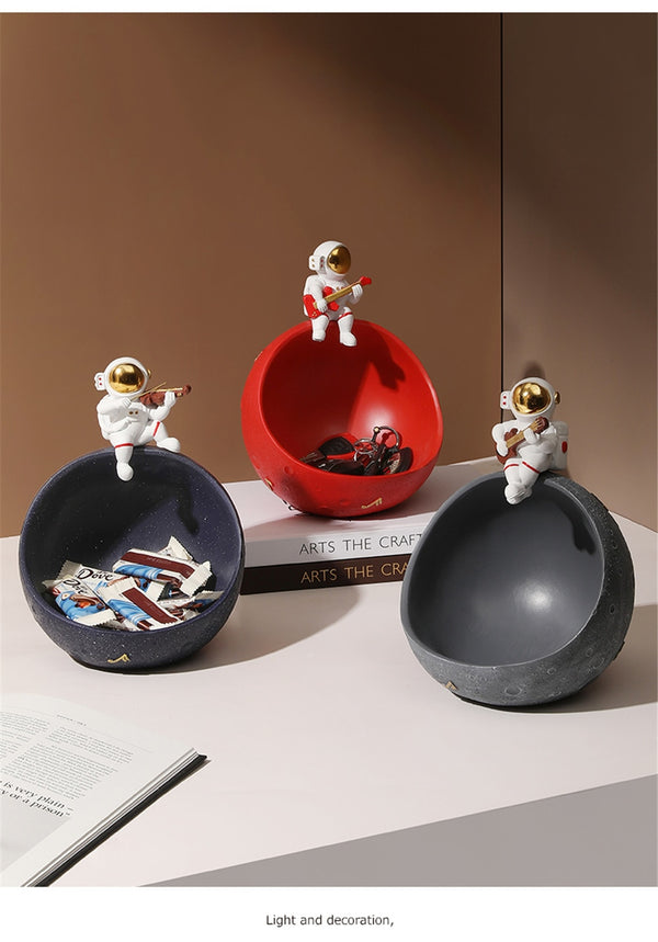 Key Storage Resin Astronaut Figurine Storage Box Home Decor Art Sculpture Living Room Table Figurines Home Decor Gift Decorative
