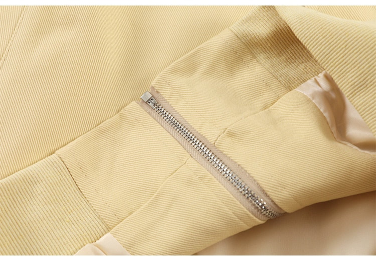 Jackets Men Cartoon Bear Graffiti Letter Print Turn-down Collar Coats Varsity Japanese Fashion All-match Outwear Couple